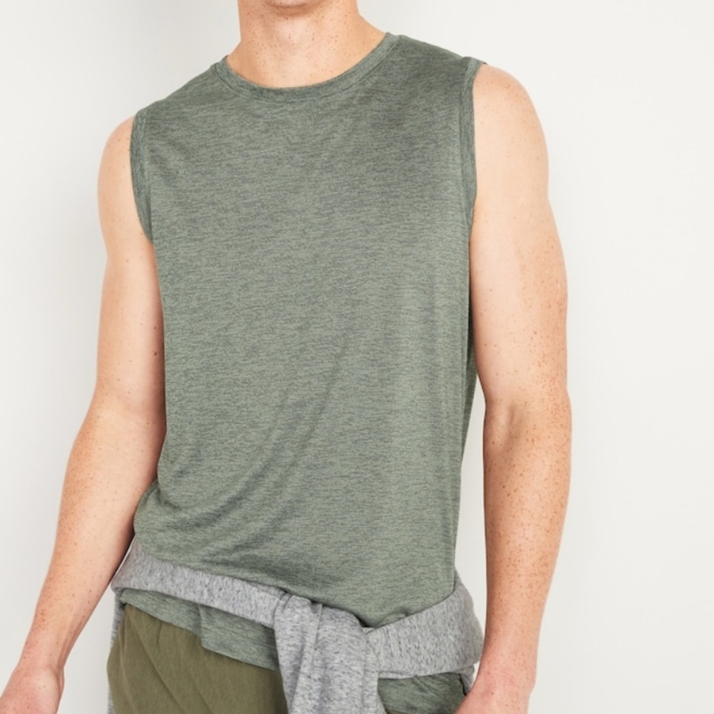 Green Sports wear Men’s ~ Old Navy